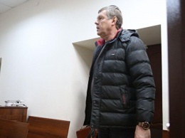 Шансонье Новиков допрошен по делу о махинациях при возведении поселка «Бухта Квинс»