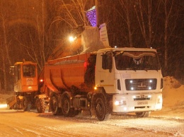 Мэрия Барнаула рассказала, как очищают город от снега