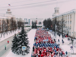 Кузбасс установил всероссийский рекорд по количеству Дедов Морозов