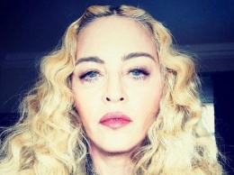 Мадонна из-за острой боли отменила еще один концерт в США