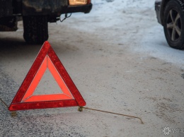 В аварии с большегрузом на кузбасской трассе пострадали 4 человека