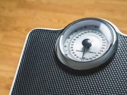 Итальянский диетолог назвал быстрые и «здоровые» методы сбрасывания веса после праздников