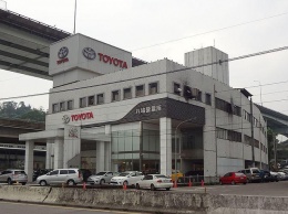 В Сети появились рендеры Toyota Tundra новой генерации