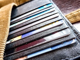 Ведущие банки перестали выдавать кредиты в магазинах