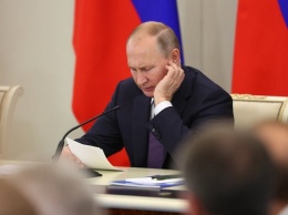 Заседание Госсовета, который Путин провел в Светлогорске, в фотографиях (фото)