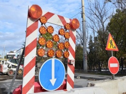 Реконструкцию аварийного моста на улице Толстого планируется завершить до середины ноября