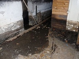 Жители Суоярви жалуются на затопленные подвалы и выражают недоверие городским чиновникам