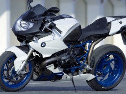 BMW в РФ планирует сдавать в аренду мотоциклы