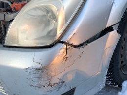 Повредивший чужую иномарку водитель скрылся с места ДТП в Кемерове