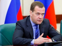 Дмитрий Медведев объяснил отставку Правительства РФ