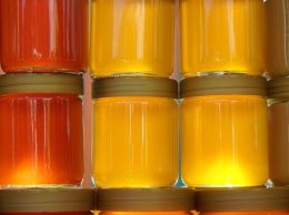 В Магадане открылся магазин алтайского меда и пчелопродукции