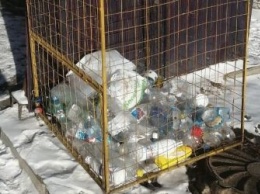 В благовещенских дворах предлагают ставить сетки для пластиковых бутылок