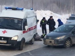 На трассе в Югре КамАЗ сбил сотрудника ДПС