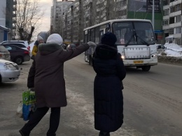 Барнаульцы ждут, когда появится остановочный павильон у Сити-центра