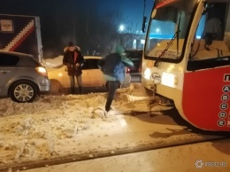 Массовое ДТП в Кемерове парализовало работу электротранспорта