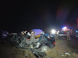 В страшной аварии на крымской трассе погибли мужчина и грудной ребенок, - ФОТО