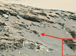 На снимках NASA с Марса уфолог обнаружил древний храм