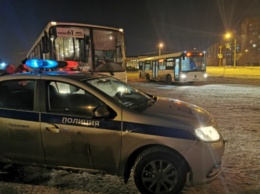 Красноярец с признаками наркотического опьянения возил пассажиров в городском автобусе