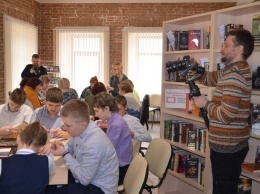 Старейшую библиотеку Старооскольского округа посетила съемочная группа Министерства Культуры