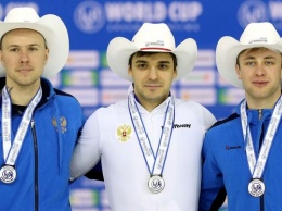 У конькобежца из Барнаула Виктора Муштакова - личный рекорд и бронза