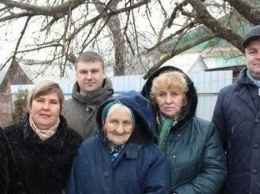 Депутаты Городской Думы поздравили с юбилеем труженицу тыла