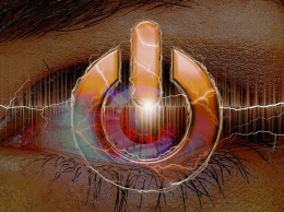 Ученые подключили бионический глаз к мозгу слепой пациентки