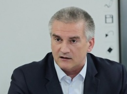 Аксенов проведет встречу с мобильными операторами по поводу повышения тарифов и MNP