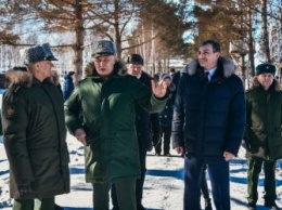 Замминистра обороны РФ посетил амурский парк «Патриот»