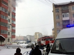 В Югре при пожаре в многоэтажке пострадали три человека