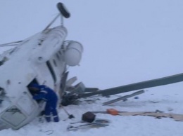 Два члена экипажа погибли при жесткой посадке вертолета на Ямале