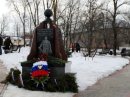 В райцентре Вейделевка Белгородской области открылся памятник участникам локальных войн и военных конфликтов