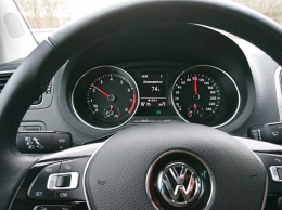 На дорогах в России впервые заметили новый Volkswagen Polo