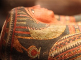 Ученые нашли в египетском саркофаге древний артефакт