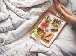 Диетолог из РФ: плотный завтрак поможет в борьбе с ожирением