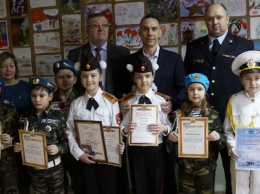 Связь поколений: в школах 15-го округа Белгорода прошли «Уроки мужества» для старшеклассников