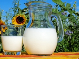 Ученые назвали оптимальное количество молока в день