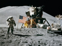 Ученые РФ: летавшие к Луне астронавты оказались подвержены ранней смерти