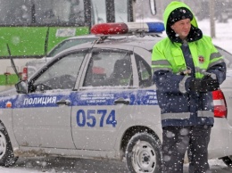 Три дороги перекрыли в Алтайском крае из-за непогоды