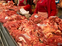 Новокузнецкие контролеры уничтожили 26 кг обезличенного мяса