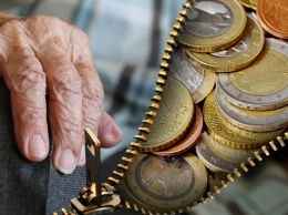 Госдума одобрила выход россиян на негосударственную пенсию в 55 и 60 лет