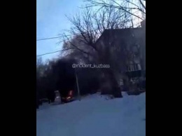 Кузбассовец снял на камеру горящий автомобиль