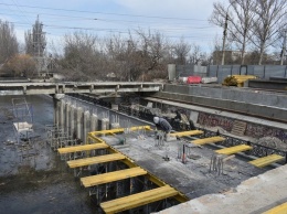 Власти Симферополя рассказали, как продвигается ремонт моста на ул. Гагарина, - ФОТО