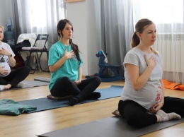 Йога для беременных и не только.Йога для беременных: в Бийске заработал центр подготовки к родам и материнству
