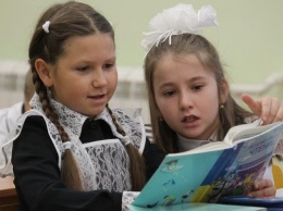 Каникулы в школах Алтайского края начнутся раньше из-за коронавируса