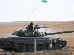 Амурские военные стали лучшими в окружном этапе «Танкового биатлона»