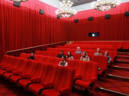 Полупустые залы и антисептики: как работают кинотеатры в Симферополе