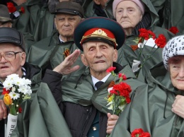 Алтайским ветеранам назначены выплаты к 75-летию Победы