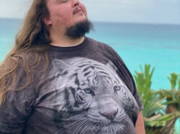 "Ощущаю себя львом": сын Никаса Сафронова намерен потолстеть до 250 кг