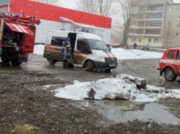 Житель Каменска-Уральского спас из горящей квартиры двух пожилых соседок