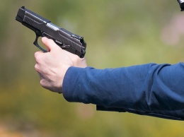 В Барнауле вооруженный пистолетом парень ограбил продуктовый магазин